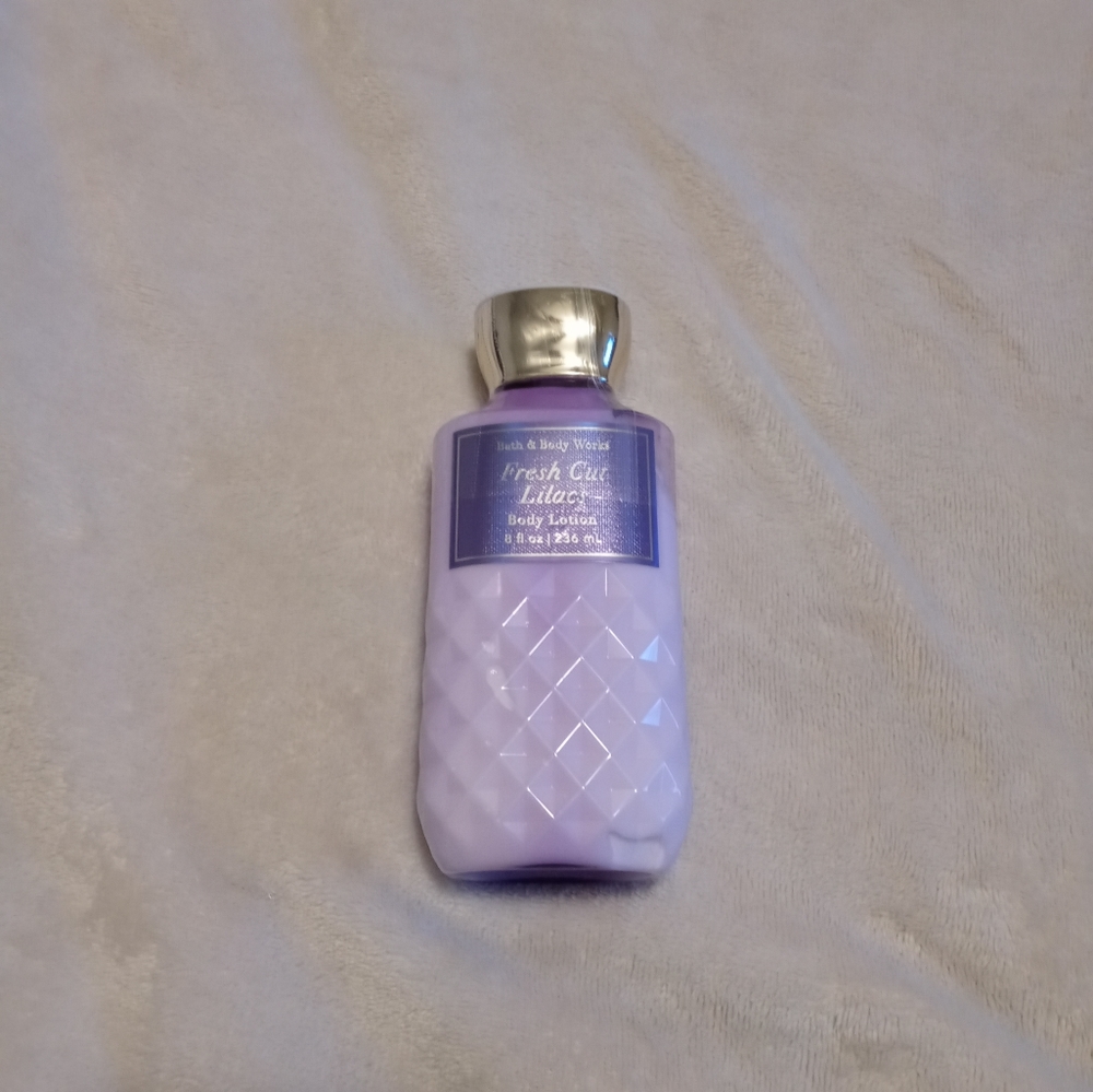 Buy1/Get 50% off Fresh Cut Lilac Lotions 8oz